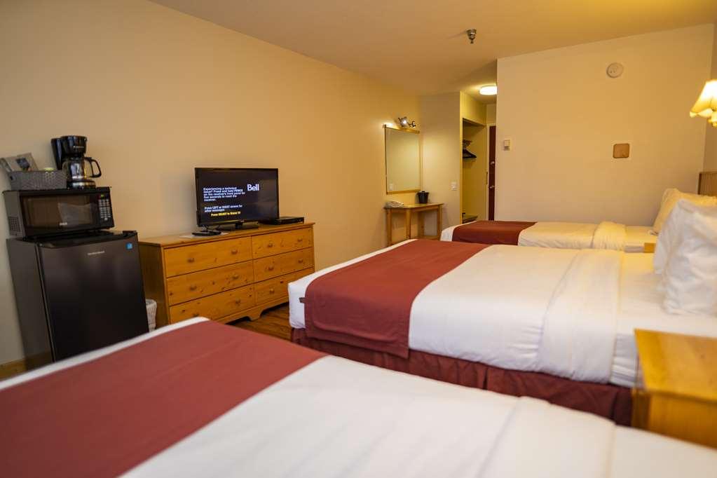 Canadas Best Value Inn- Riverview Hotel Whitehorse Room photo